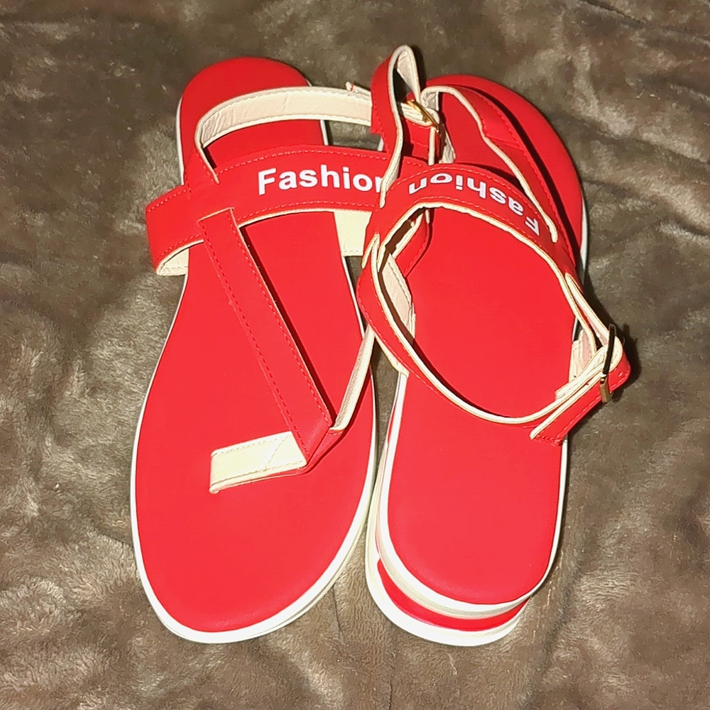 Fashion sandals